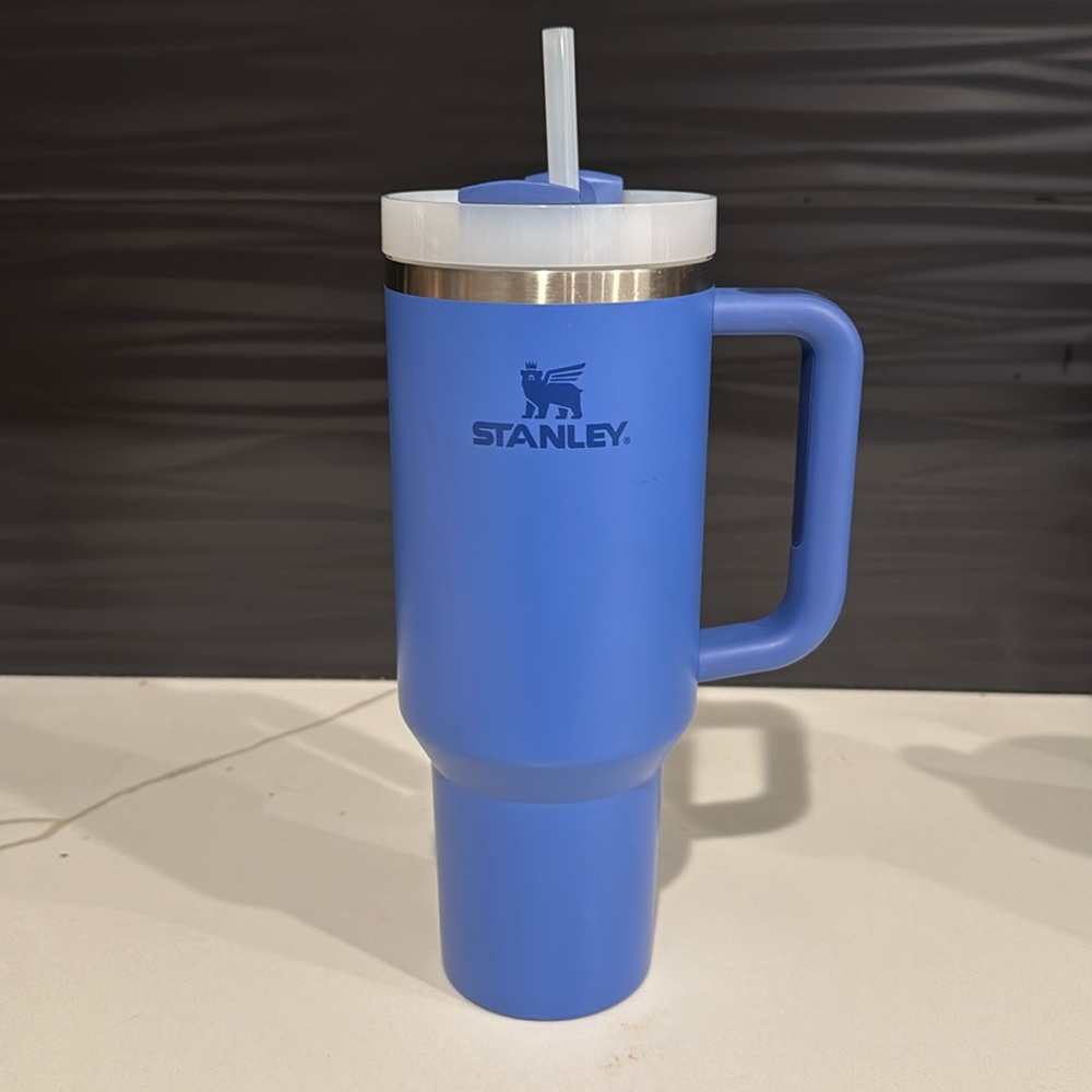 Stanley 40 oz Quencher in Iris